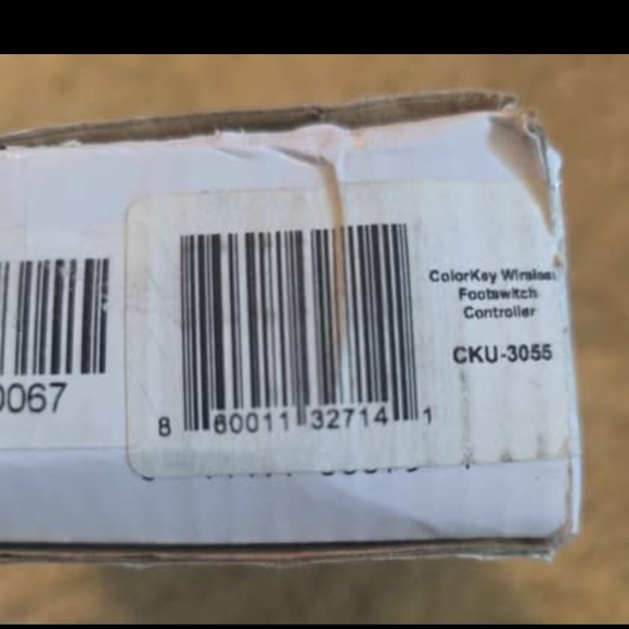 ColorKey Wireless Footswitch Controller - Picture 5 of 6